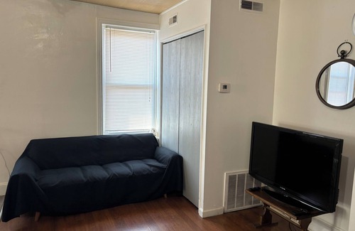 Delair Apartamento | 2 bedroom/ Tacony Bridge