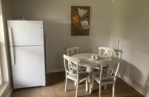 Chalmette Casa | 2 BEDROOM TOWNHOUSE NEAR FRENCH QUARTER