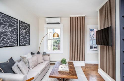 College Hill Apartamento | 2 bedroom urban chic right on the Brown University campus