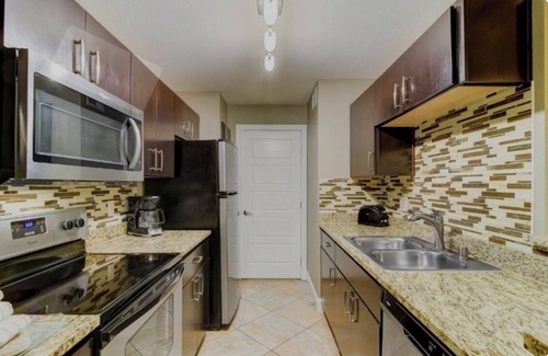 Las Vegas Villa | 2-bedroom villa on superb Las Vegas strip !! Just steps away from Sphere !!