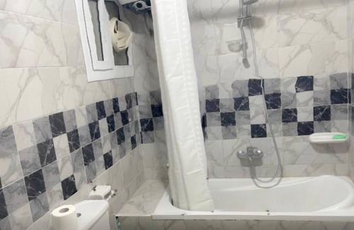 Heliopolis Condominio | 2 bedrooms condo with hot tub and free Shuttle Airport in Cairo