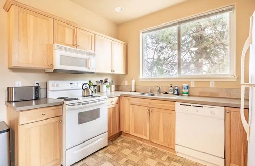Southern Crossing Casa | 2 Bedrooms Home Retreat Old Mill Bend Near Downtown