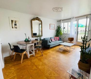 Quartier de Becon Apartamento | 2 BEDROOMS & TERRACE with BBQ COURBEVOIE PARIS