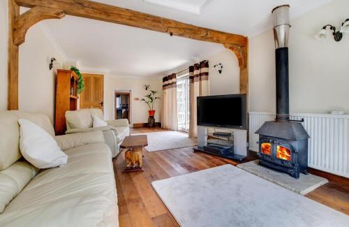Saxmundham Casa | 2 Benhall Green