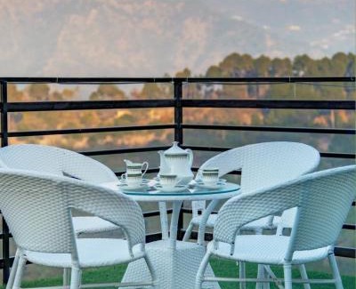 Dharampur Apartamento | 2 Bhk Apartment Kasauli ! BBQ & Bonfire ! Pvt Terrace ! Good Hospitality I Kasauli By Exotic Stays