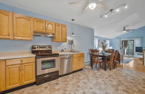 Prince Frederick Casa | 2 blocks from Bay! Community beach! Boat launch! Kayak! Hike! Fossil Hunt!
