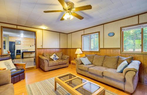 Higgins Lake Casa | 2 Blocks to Boat Ramp Higgins Lake House with Grill