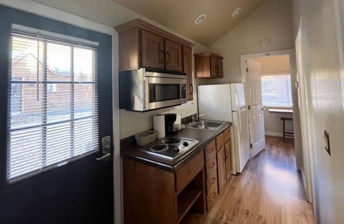 Park City Cabina | 2 BR / 2 BA Cabins.
