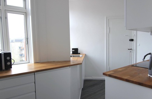 Frederiksberg C Apartamento | 2-BR w/ a balcony in Frederiksberg C - 189