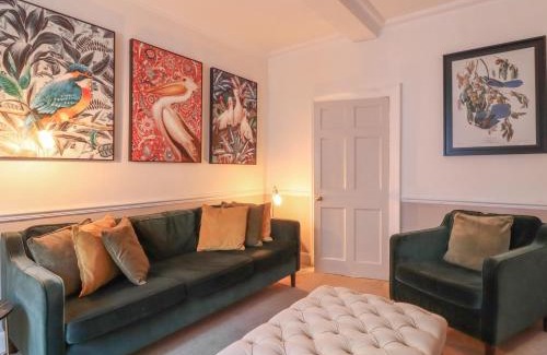 Knaresborough Casa | 2 Castlegate