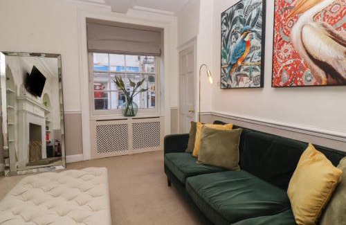 Knaresborough Casa | 2 Castlegate