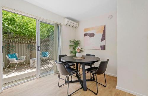 Daglish Apartamento | 2 Cute Cunningham Close To Subiaco - Sleeps 2