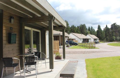 Coylumbridge Casa | 2 Dellmhor Cottages