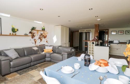 Bicester Casa | 2 Dewars Farm Cottages