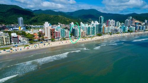 Centro Apartamento | 2 Dormitórios Vista Mar