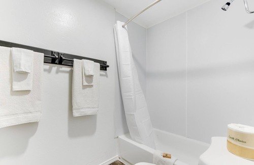 Lewis Casa | 2 Double/Kitchen-Suite-Superior-Baño Privado