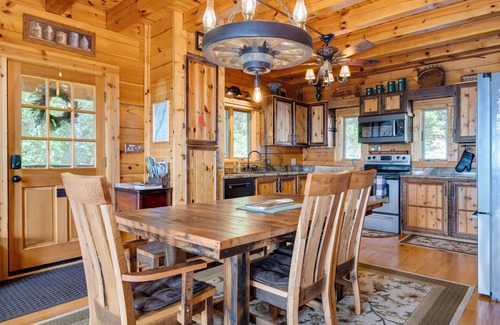 Luray Cabina | 2 Family Log Cabin ❃ A+ Vistas ❃ Sauna ❃ Starlink ❃ 15 miles to National Park