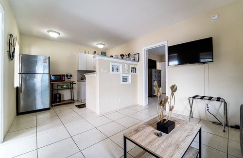 Edgewood Apartamento | # 2: Piscina de agua salada, casa de vacaciones relajada