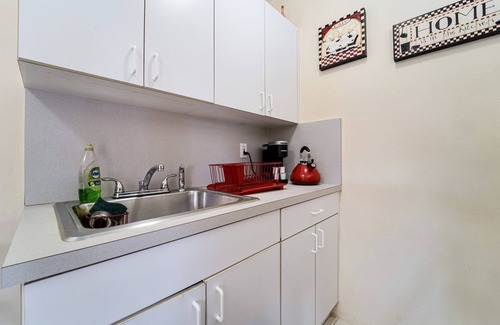 Edgewood Apartamento | # 2: Piscina de agua salada, casa de vacaciones relajada