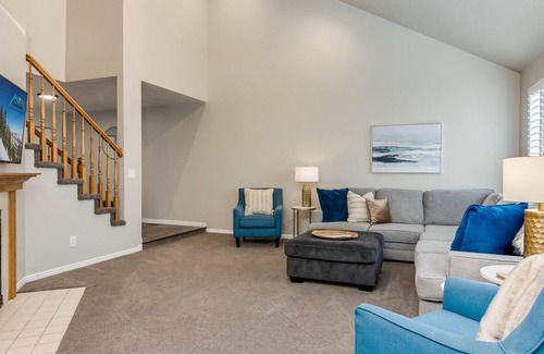 Cottonwood Heights Casa | 2 Homes * Hot Tub * Close to Alta/Snowbird Resorts * Fireplace