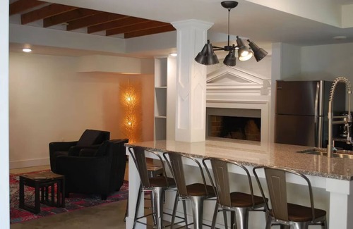 Point Lookout Casa | Spacious Beachfront 2 Homes in 1 Family Stay, 7 Beds/ Sleeps 14, 90 Mins from DC