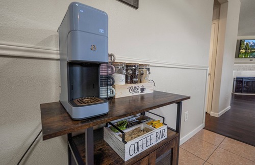 Baytown Casa | 2 King Beds+Coffee&Ceral Bar+Sleeps 12+W&D
