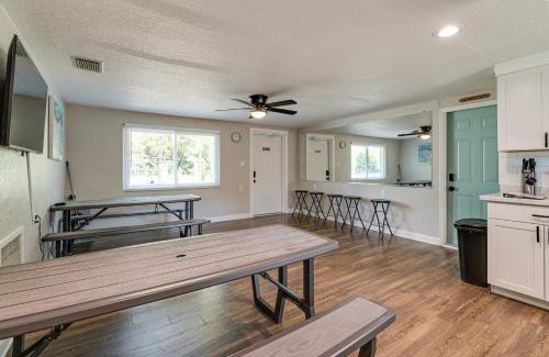 Homosassa Casa | 2 Mi to 7 Sisters Springs! Home with Resort Perks