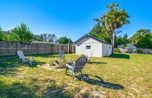 Homosassa Apartamento | 2 Mi to Chassahowitzka River! Cozy Resort Studio