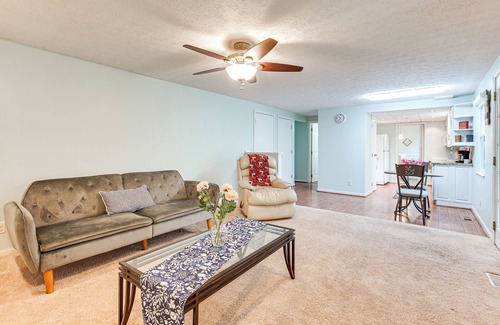 Riverside Casa | 2 Mi to Dtwn: Private Fire Pit at Dublin Home!