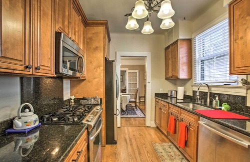 Bayou St. John Casa | Elegante casa histórica de NOLA con porche, a pie del parque de la ciudad