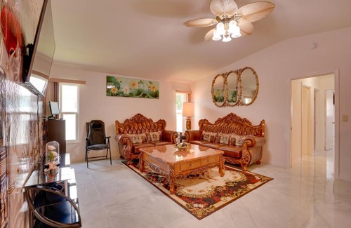 Fort Myers Casa | 2 Mi to Golfing Cape Coral Home with Pool and Lanai
