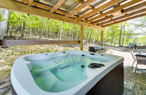 Monterey Casa | 2 Mi to Main Street Cozy Cabin in Monterey!