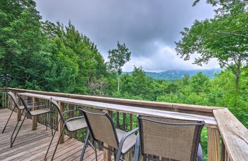 Beech Mountain Casa | 2 Mi to Ski Resort! Beech Mtn Cabin with Slope Views
