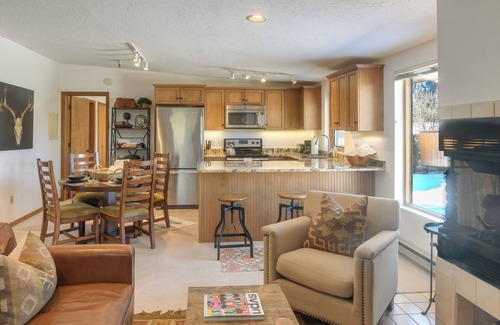 Ketchum Apartamento | 2 Mi to Sun Valley Resort: Walkable Condo!