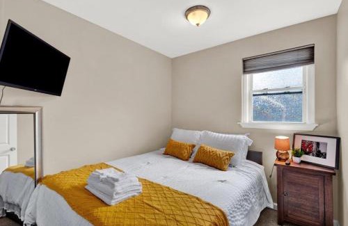 Graduate Hospital Casa | 2 Miles From Rocky Statue