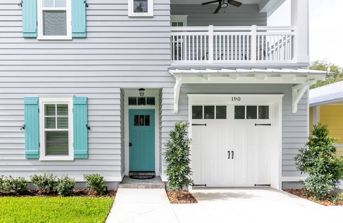 Mount Dora Apartamento | 2 min walk to Downtown/KING BED /Golf Cart Rental/Pet Friendly!