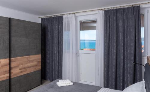 Kastel Stafilic Apartamento | 2 minutes from the beach! Apartment Sunshine