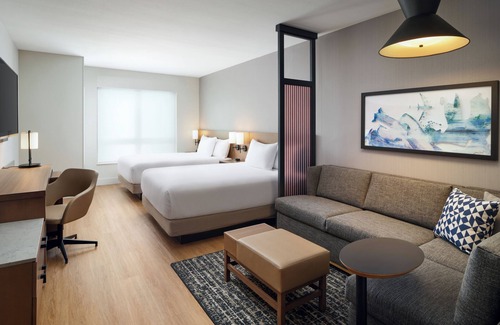 Melbourne Hotel | 2 Modern Rooms w/ Sofa bed Ideal for Family Stay | 10 Mins Drive to Downtown