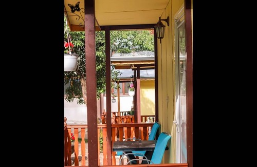 Kamena Casa | Bungalow para 2 personas en zona preciosa y familiar
