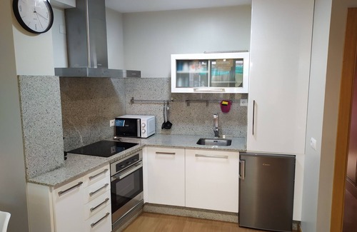 Marin Apartamento | APARTAMENTO FORNO 6 ESCUELA NAVAL MARÍN