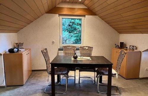 Leverkusen Apartamento | 2 Schlaf- & 2 Badezimmer - direkte Busverbindung bis Köln Hbf, Messe