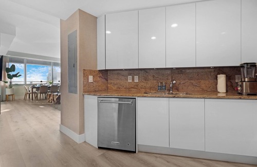 Brickell Hotel | 2-Story Brickell Penthouse Free Parking