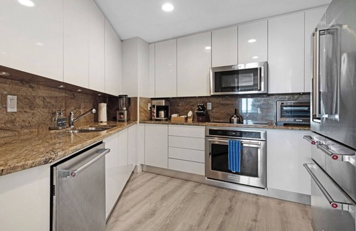 Brickell Hotel | 2-Story Brickell Penthouse Free Parking