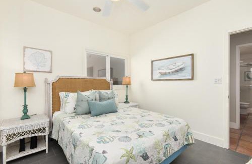 Santa Ana Heights Casa | 2 Story Oceanfront Patio and Ocean Views on 59th St