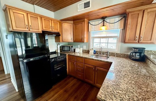 Sloans Valley Alquiler De Eote | 2 Story Stationary- Lee’s Ford Marina