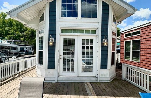 Sloans Valley Alquiler De Eote | 2 Story Stationary- Lee’s Ford Marina