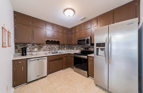 Tallahassee Casa | 2-Story Townhome 5 Mi. from Capitol/TMH/FSU