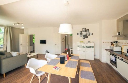 Krummin Apartamento | 2. stylish feel-good apartment Flieder - Gutshaus Krummin Usedom