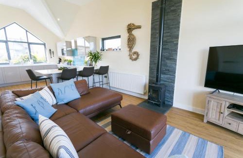 Moelfre Casa | 2 Trem Y Mor