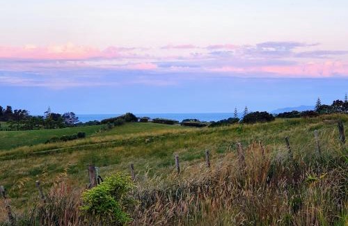 Ruakaka Otro | 2 Waipu Thunder Domes Eco Off-grid Luxury Glamping Seaview Dome